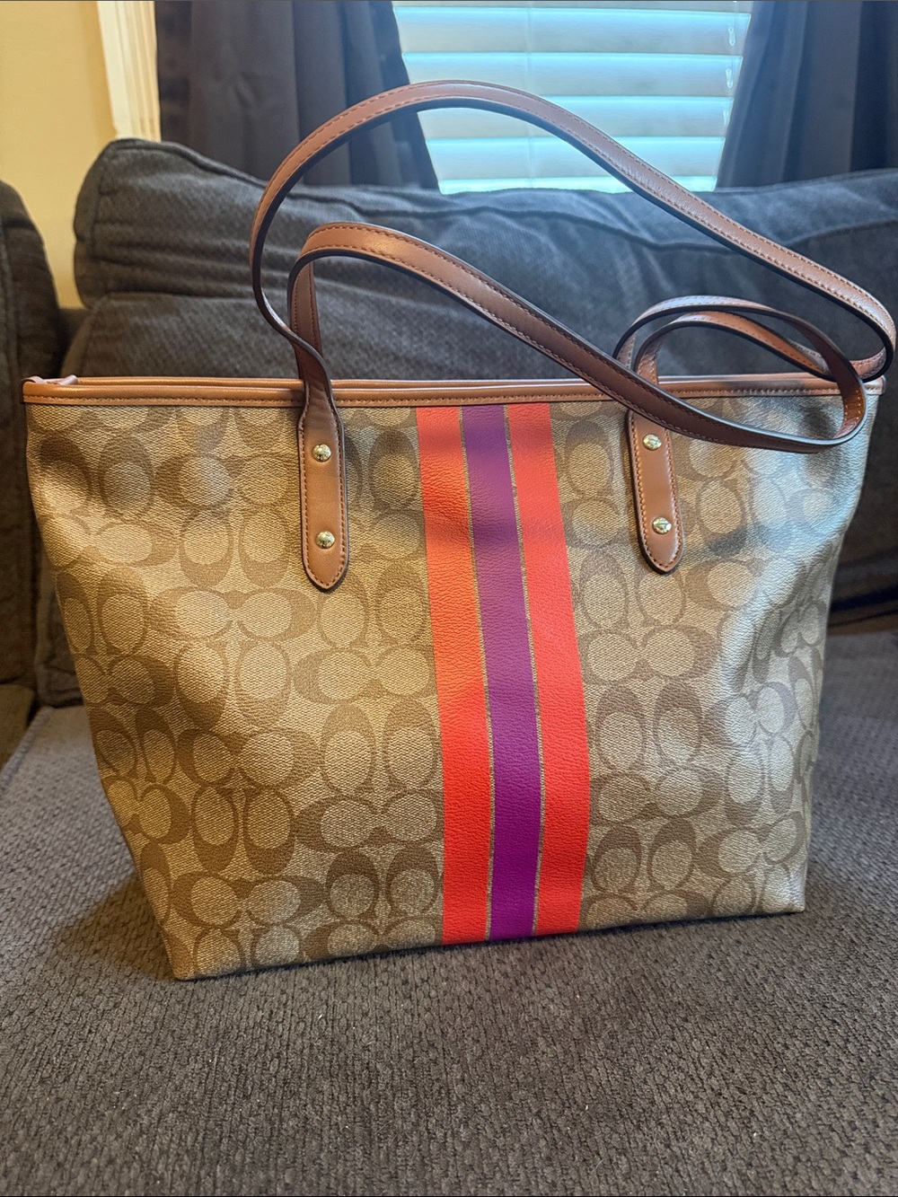COACH F38405 Varsity Stripe City Zip Tote Bag Red Purple Signature Canvas - Picture 3 of 8